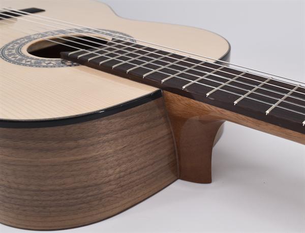 Volt Sevilla KG-5000 3/4 Konzertgitarre Hochglanz