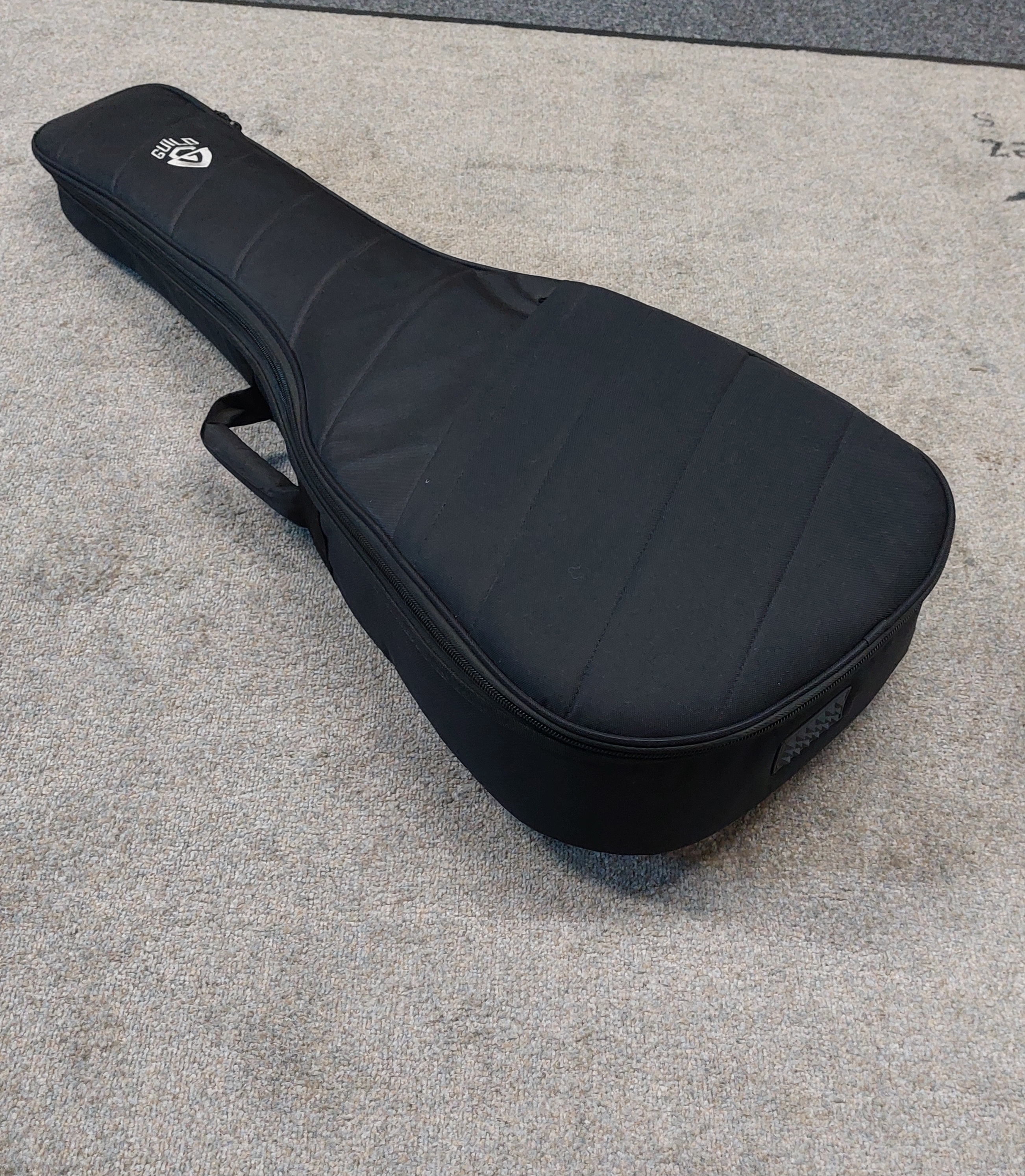 Guild Jumbo Junior Bass 7