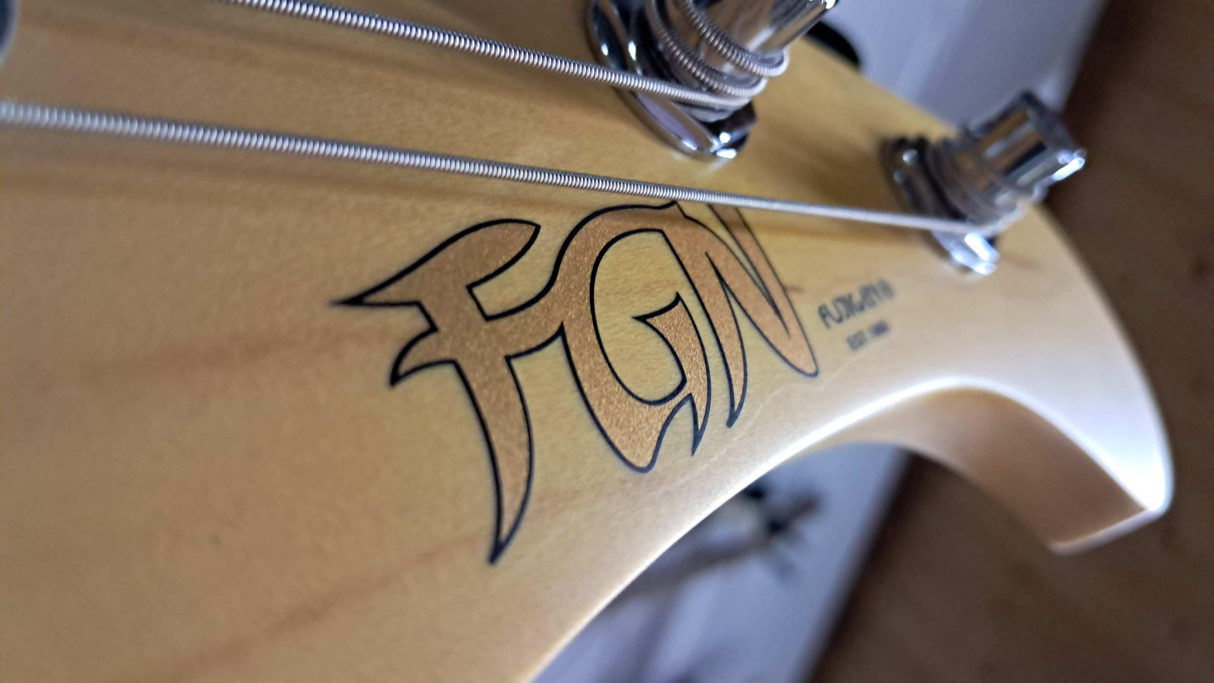FGN J Standard Jazz Bass 8 FGN J Standard Jazz Bass 8