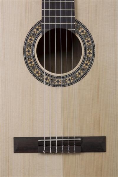 Volt Sevilla KG-5000 3/4 Konzertgitarre Hochglanz